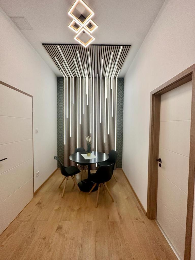 Apartment At Gozsdu Courtyard #Partyzone #Downtown #Freeparking Budapest Kültér fotó