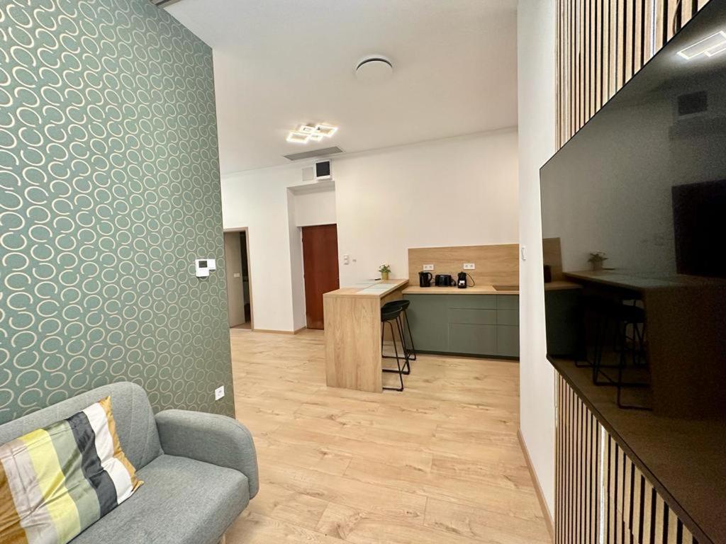 Apartment At Gozsdu Courtyard #Partyzone #Downtown #Freeparking Budapest Kültér fotó